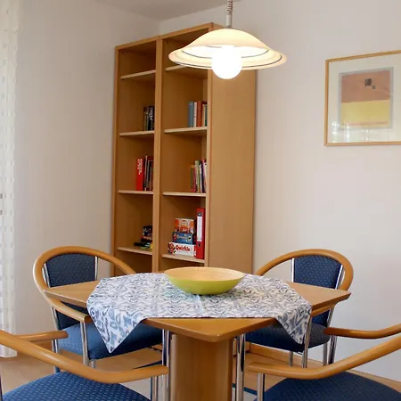 Am Muehlkanal - Schoen Gelegen Mit Balkon Und Blick Ins Gruene Лангенарген