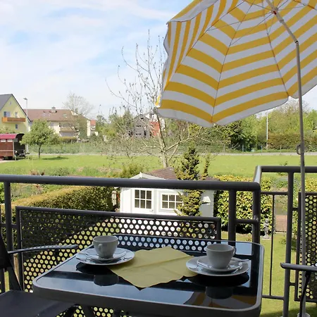 Am Muehlkanal - Schoen Gelegen Mit Balkon Und Blick Ins Gruene Апартаменты Лангенарген