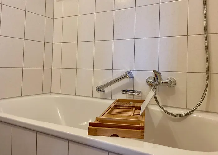 아파트 Am Muehlkanal - Schoen Gelegen Mit Balkon Und Blick Ins Gruene